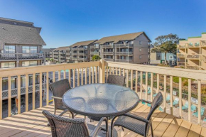 Walk to Ocean Pool-View Condo in Myrtle Beach!
